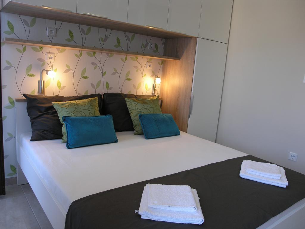 Apartments Dobrila Podgora Luaran gambar