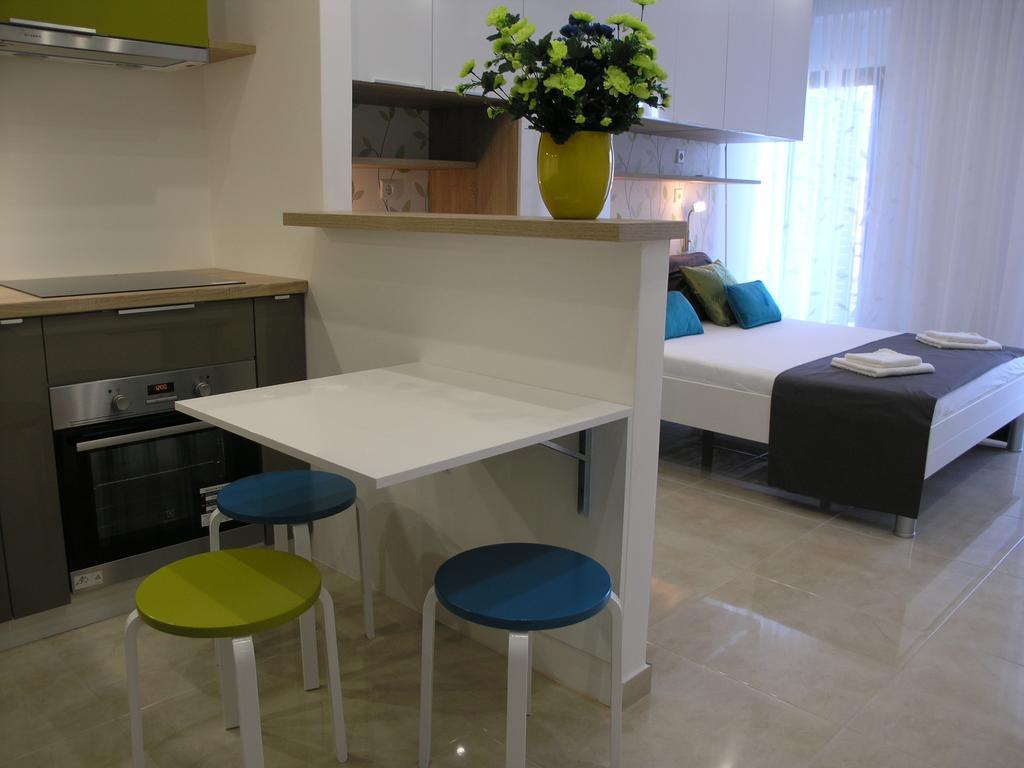 Apartments Dobrila Podgora Luaran gambar