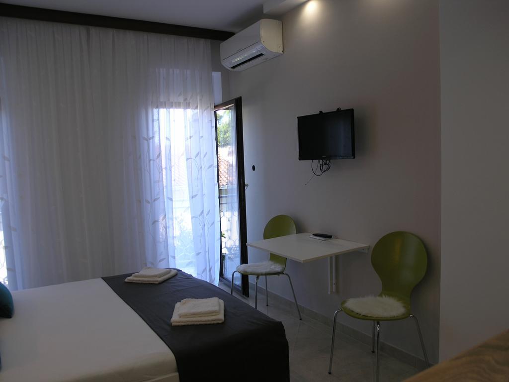 Apartments Dobrila Podgora Luaran gambar