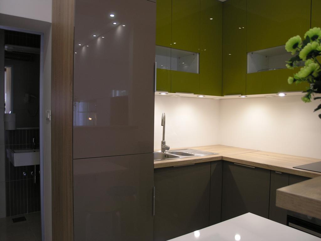 Apartments Dobrila Podgora Luaran gambar